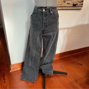 Levi’s ribcage straight ankle jeans, women’s size 30 waist, gray grey black